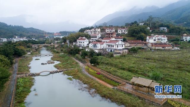 福建漳州：打造乡村生态水系景观带 