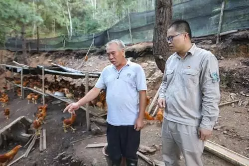 驻村书记吴志垣：大爱驻深山 丈量国网情